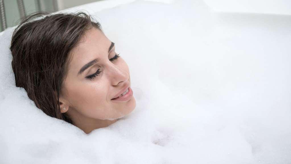 Relax Inn St. Robert Room photo